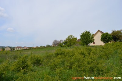 Building plot close to the lake