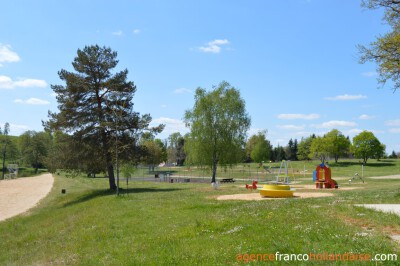 Building plot close to the lake