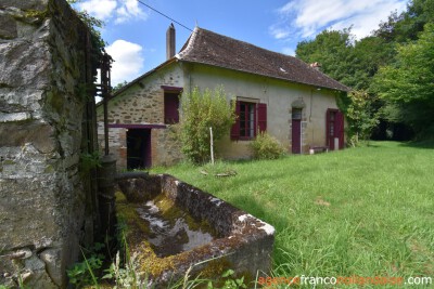 18th Century cottage in a bucolic setting