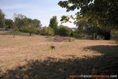 Building plot close to the village