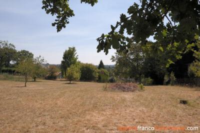 Building plot close to the village