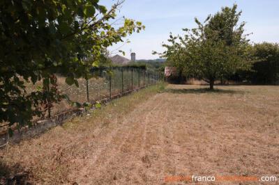 Building plot close to the village