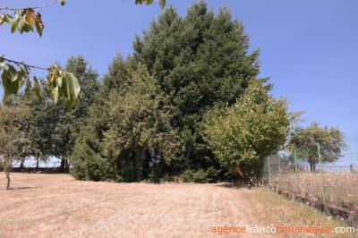 Building plot close to the village