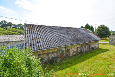 Typical Correze farmhouse and over 10 acres of land