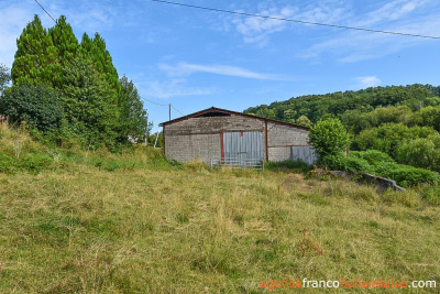 Typical Correze farmhouse and over 10 acres of land