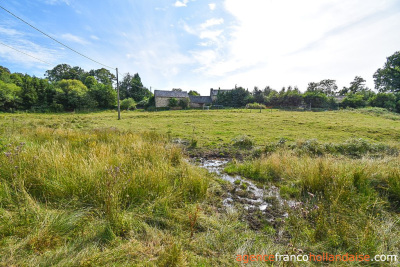 Typical Correze farmhouse and over 10 acres of land