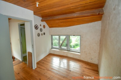 Renovated house with gîte and cottage