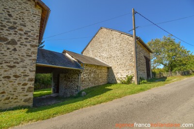 Renovated house with gîte and cottage