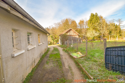 Investment 3-bed town house and 1/2 acre
