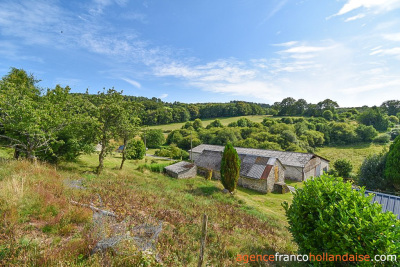 Correze farmhouse, future gîte and over 10 acres of land