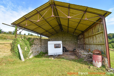 Correze farmhouse, future gîte and over 10 acres of land