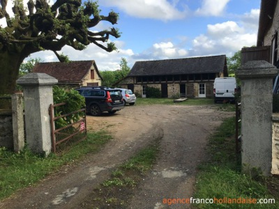 Cottage, barn and gîte near Lake Rouffiac