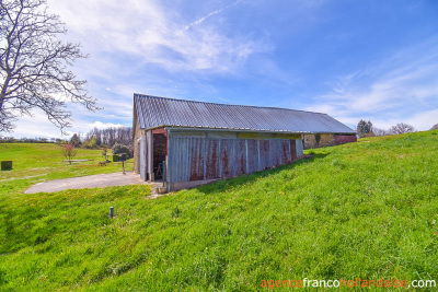 Farmhouse, outbuildings and use of almost 10 acres