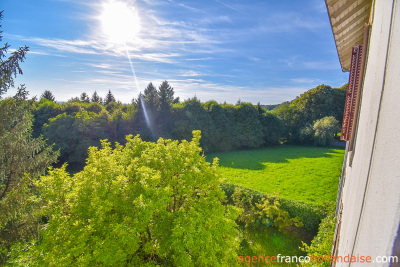 6-bedroom bourgeois house with extra land 