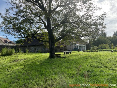 Cosy cottage with barn and woodlands