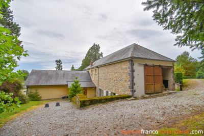 Stately property overlooking the valley