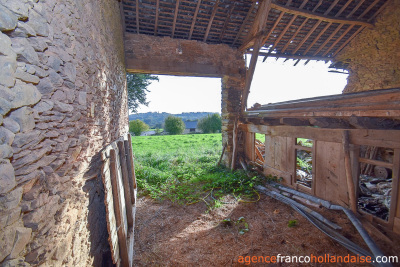 Limousin farmhouse in need of a complete renovation