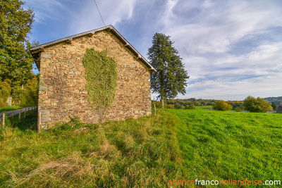 Limousin farmhouse in need of a complete renovation